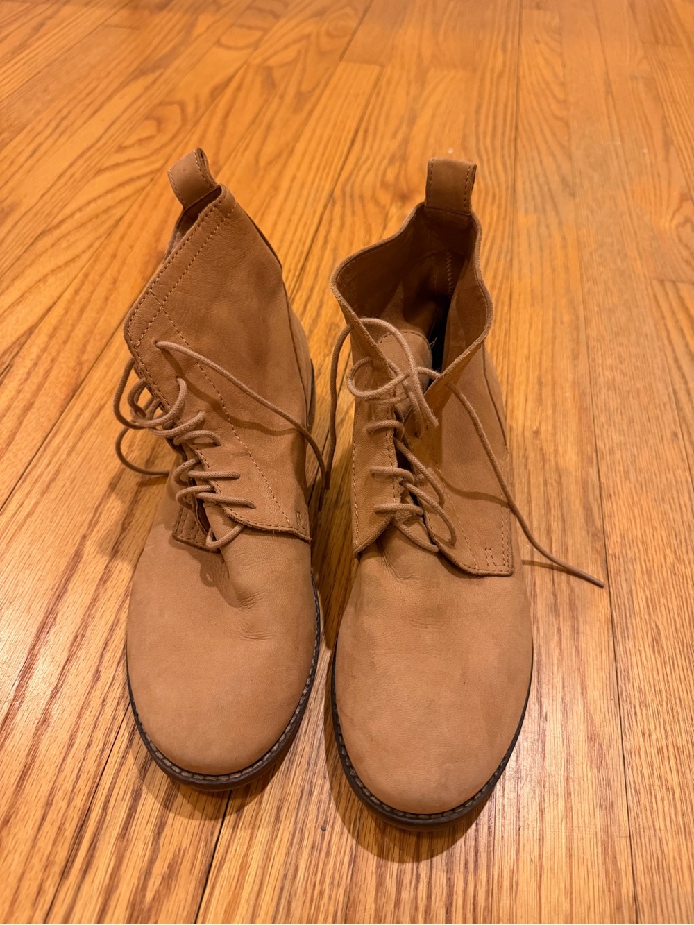 Lucky Brand Tan Chukka Lace-Up Boots
